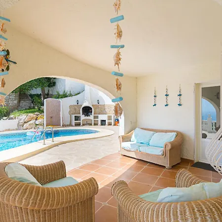 וילה Casa Karin *